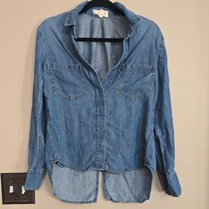 Cloth & Stone Blue Button Down Shirt